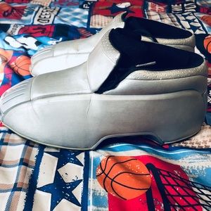 Kobe 2 adidas basketball shoe